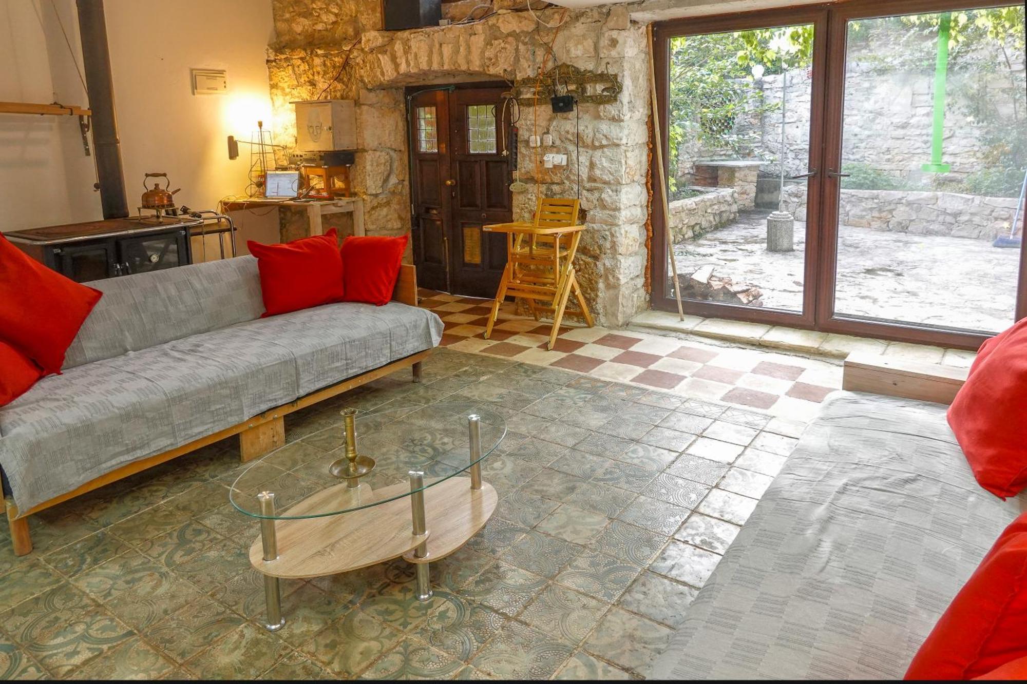Holiday House Cave Romana Pula Exteriör bild
